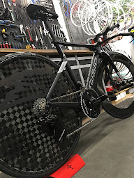 Photo n°35 de CYCLING UNIVERS à Chalon-sur-Saône (Magasin d'articles de sports)