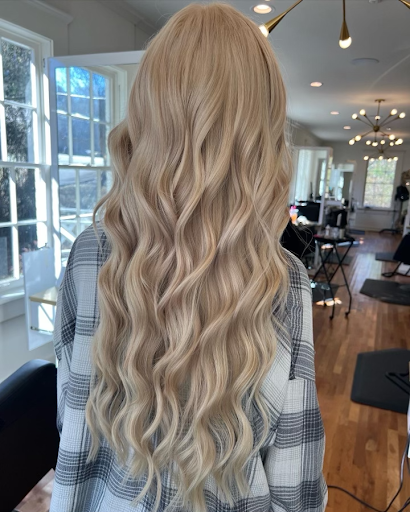 A Look by Alanna @ Jane Thomas Salon - Thumbnail