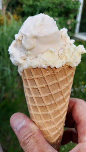 Ackermanns Eiscafe - Visual