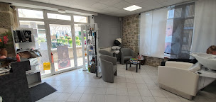 Photo n°14 de Stéphanie Coiffure à Bourdeaux (Salon de coiffure)