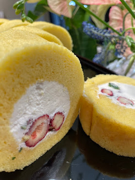 Cafe miomio / Bar Mutsumi by null