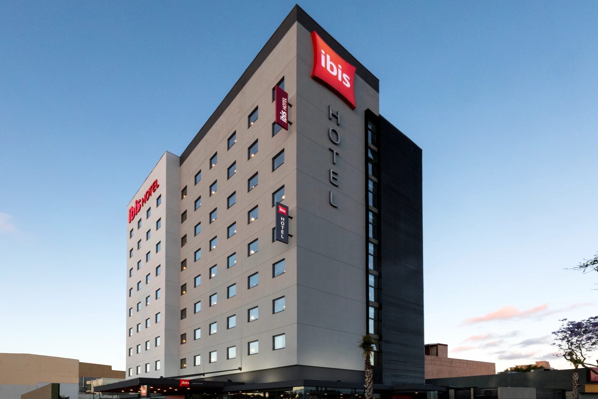 Ibis Tijuana Zona Rio
