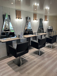 Photo n°14 de Coiffure Beauté Élodie à Schiltigheim (Salon de manucure)