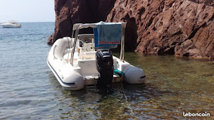 Photo n°13 de NARBO NAUTIC à Fleury (Bureau des permis de conduire)