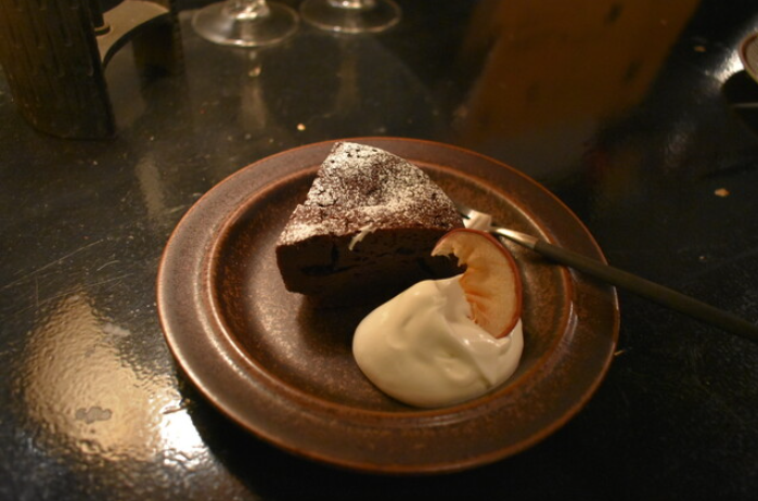 Guara mansion bar & art gallery