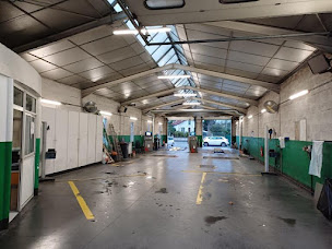 Photo n°3 de Centre contrôle technique DEKRA à Angoulême (Centre de contrôle technique)