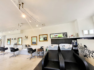 Photo n°8 de Les coiffeurs du sud Roy d'Espagne à Marseille (Salon de coiffure)