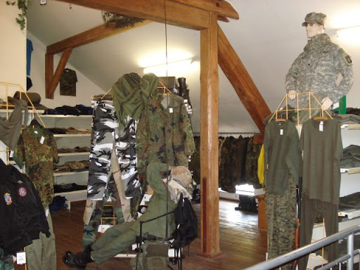 Adelheid Ruck US- u. Bundeswehrbekleidung - Thumbnail