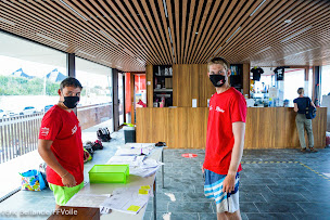 Photo n°35 de Luc Yacht Club - Ecole de voile, Char à voile, environnement et forme/santé à Luc-sur-Mer (Club de sport)