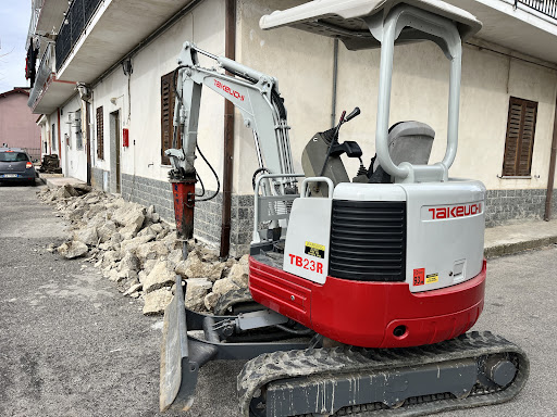Lavori movimento terra - Agostino Iannone