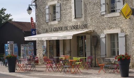 A La Croix De Lorraine