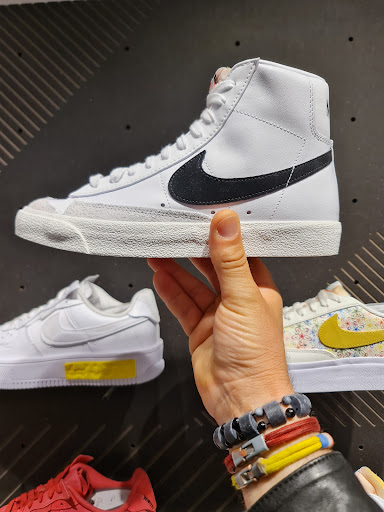 Nike Store Bari - Visual