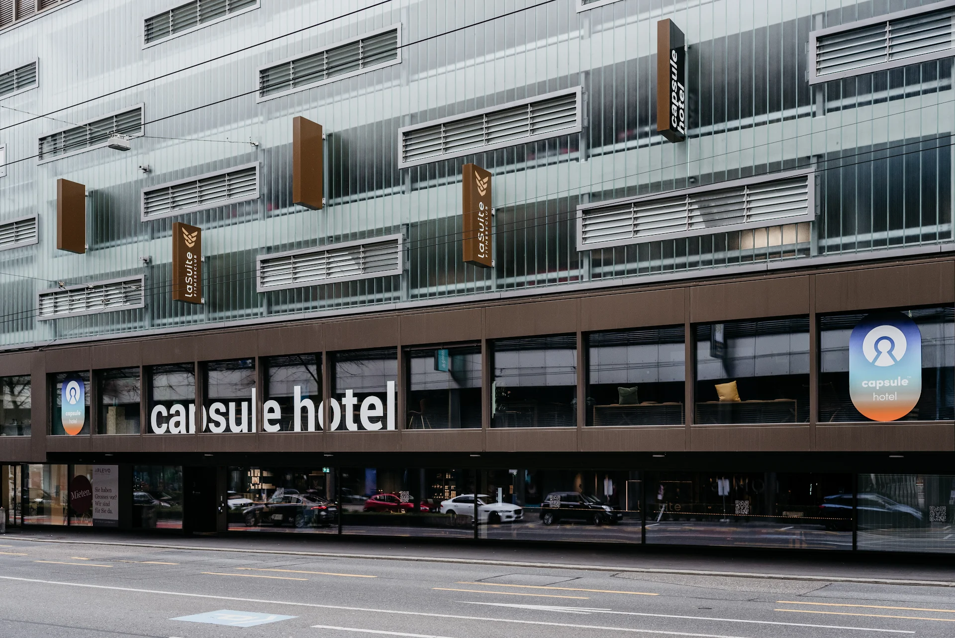 Capsule Hotel - Lucerne Old Town