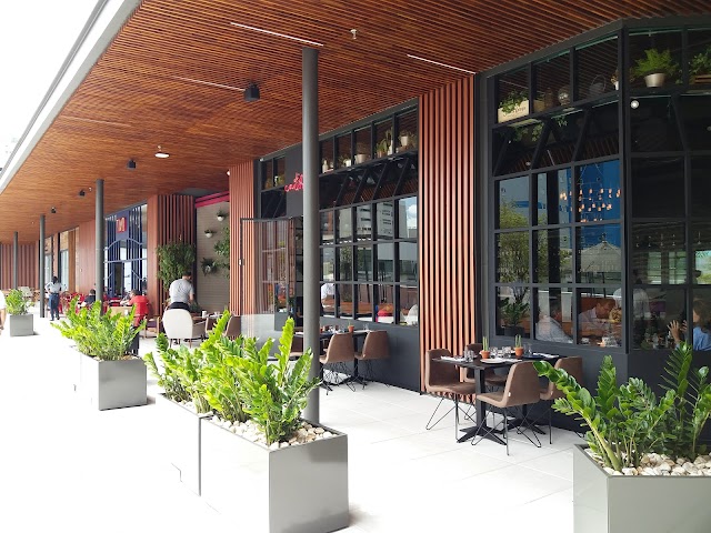 Jardim Pamplona Shopping