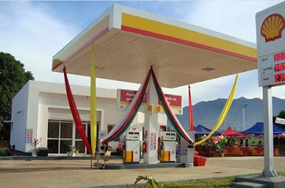 Photos of Shell Andraharo