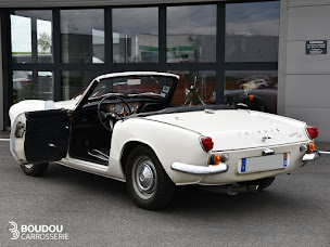 Photo n°6 de BOUDOU CARROSSERIE à La Loubière (Atelier de carrosserie automobile)