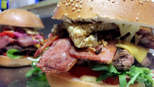 Photo 6 - House’s Burger & Tacos