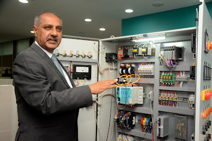 Af1qipmui0w9tvasjyaiegyd3okqgannltylq634jxu6=s435 K No