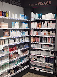 Photo n°5 de Pharmacie des Bains à Lamalou-les-Bains (Pharmacie)