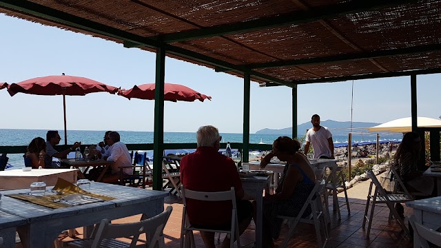 Carmen Bay Di Germani Monica E C Snc