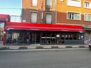 Photo n°8 de Chez Tata Biron à Saint-Ouen-sur-Seine (Restaurant)