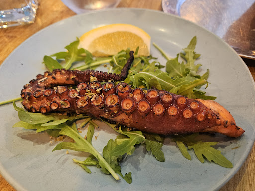 Gem Restaurant - Visual