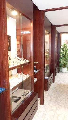 Schmuckvitrine Dischler Gallery - Germany