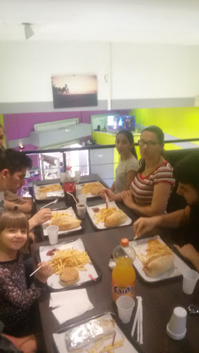 Photo 4 - Restaurant For Time