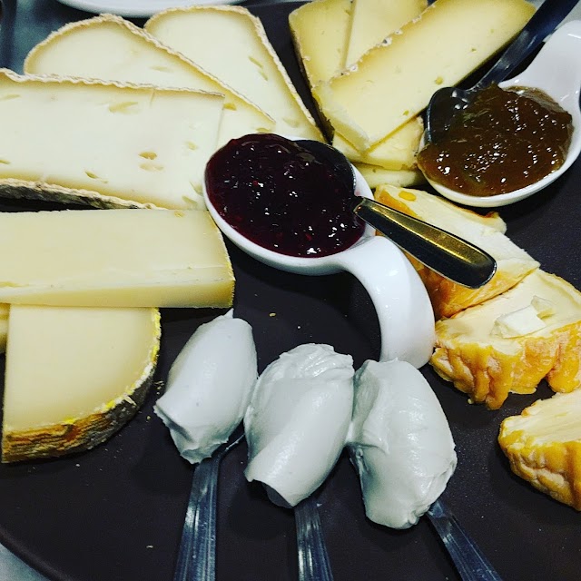 La Cave A Fromage