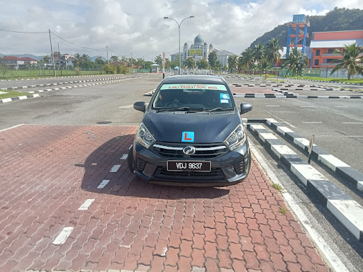 Cg Faezah Ilmu Pandu sdn bhd(driving instructor)