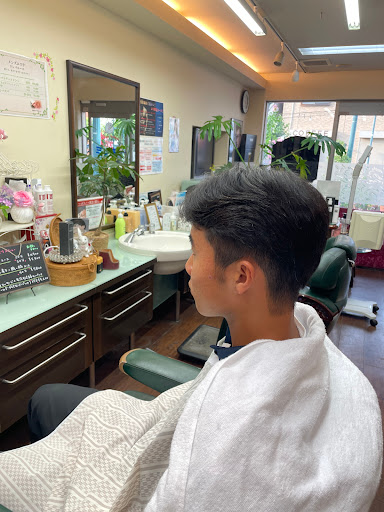 ヘアーサロン＆エステ ミッキー