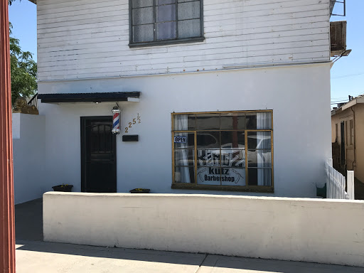 Kingz Kutz BarberShop Gallery - United States