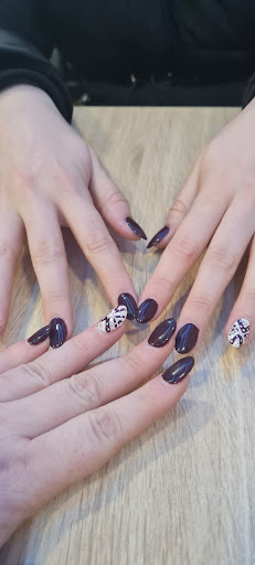 The Queen Nagelstudio - Thumbnail