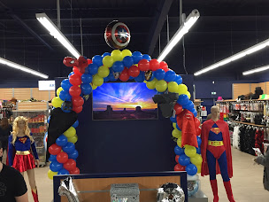 Photo n°5 de Jour de Fête à Maurepas (Magasin de déguisements)