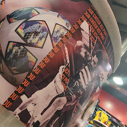 Photo n°25 de Foot-Store à Paris (Magasin d'articles de football)