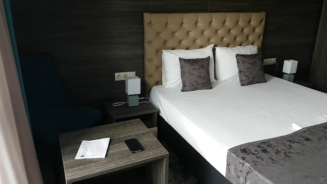 Opinii despre Хотел “Плаза” în Пловдив - Паркинг