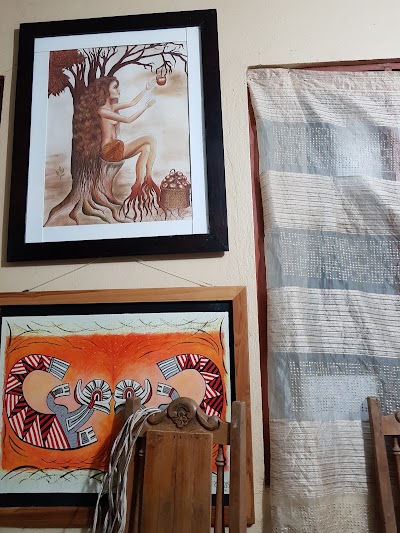 Photos of Souvenir De Artesan&iacute;as Falconiana