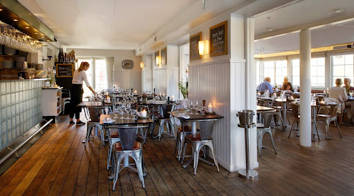 Ruths Brasserie