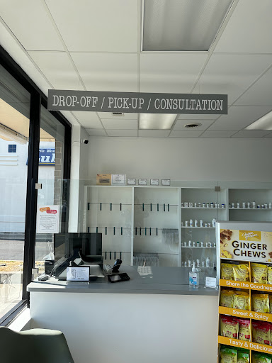 Five Star Pharmacy - Visual