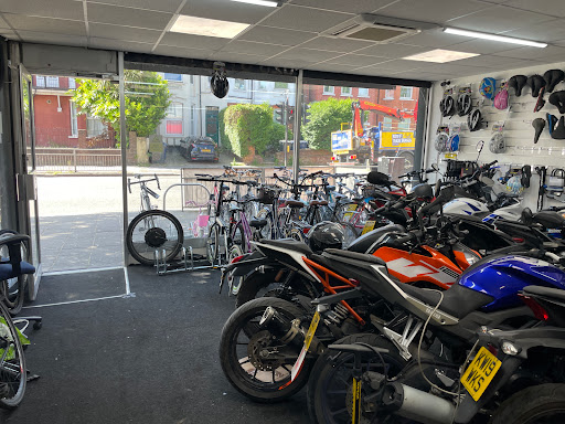 Universal Bikes - Visual