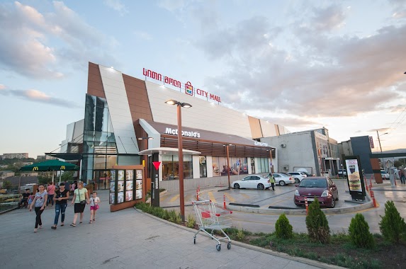 City Mall Gldani, Author: Jemo Popkhadze