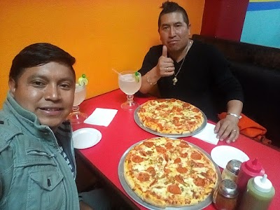 Photos of Lool's Pizza