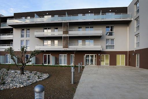 Photo de Résidence Services Seniors DOMITYS - Les Tours d'Or à Laroque-des-Albères (66740)