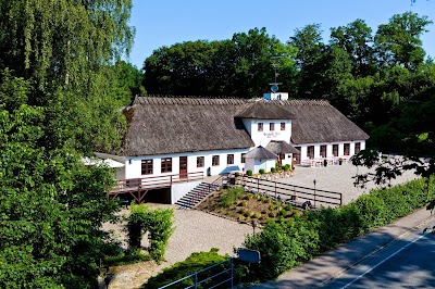 Photos of Brom&oslash;lle Kro