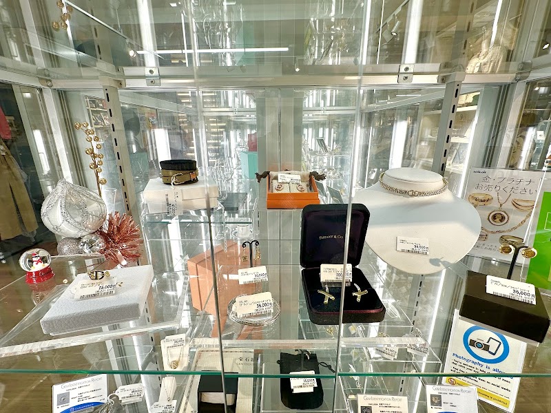 Rehello by BOOKOFF 自由が丘駅前店