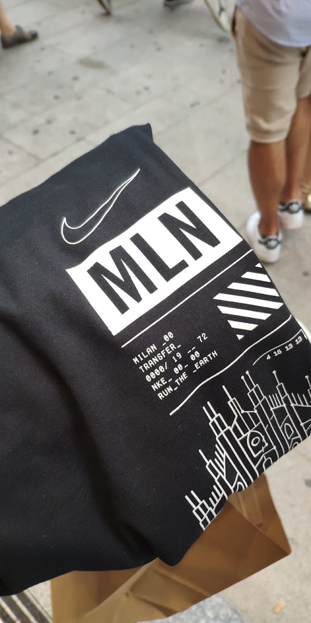 Nike Milano