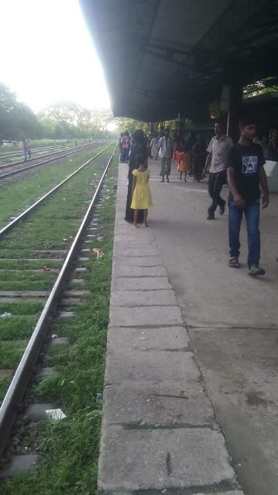 Photos of Kaligonj Rail Station