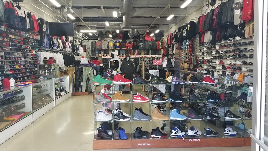 Skinne Ko Catena T-Shirts Plus - Clothing and shoe Store in Fresno