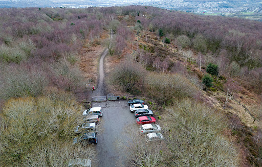 176 Long Ln Parking - Thumbnail