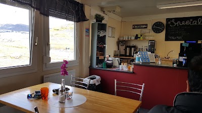 Photos of Arcanum Glacier Caf&egrave;